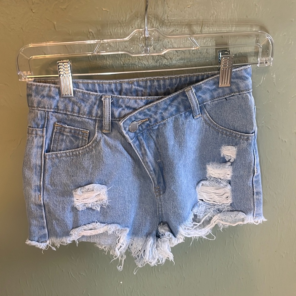 SHEIN crossover button girls jean shorts size 10-11y